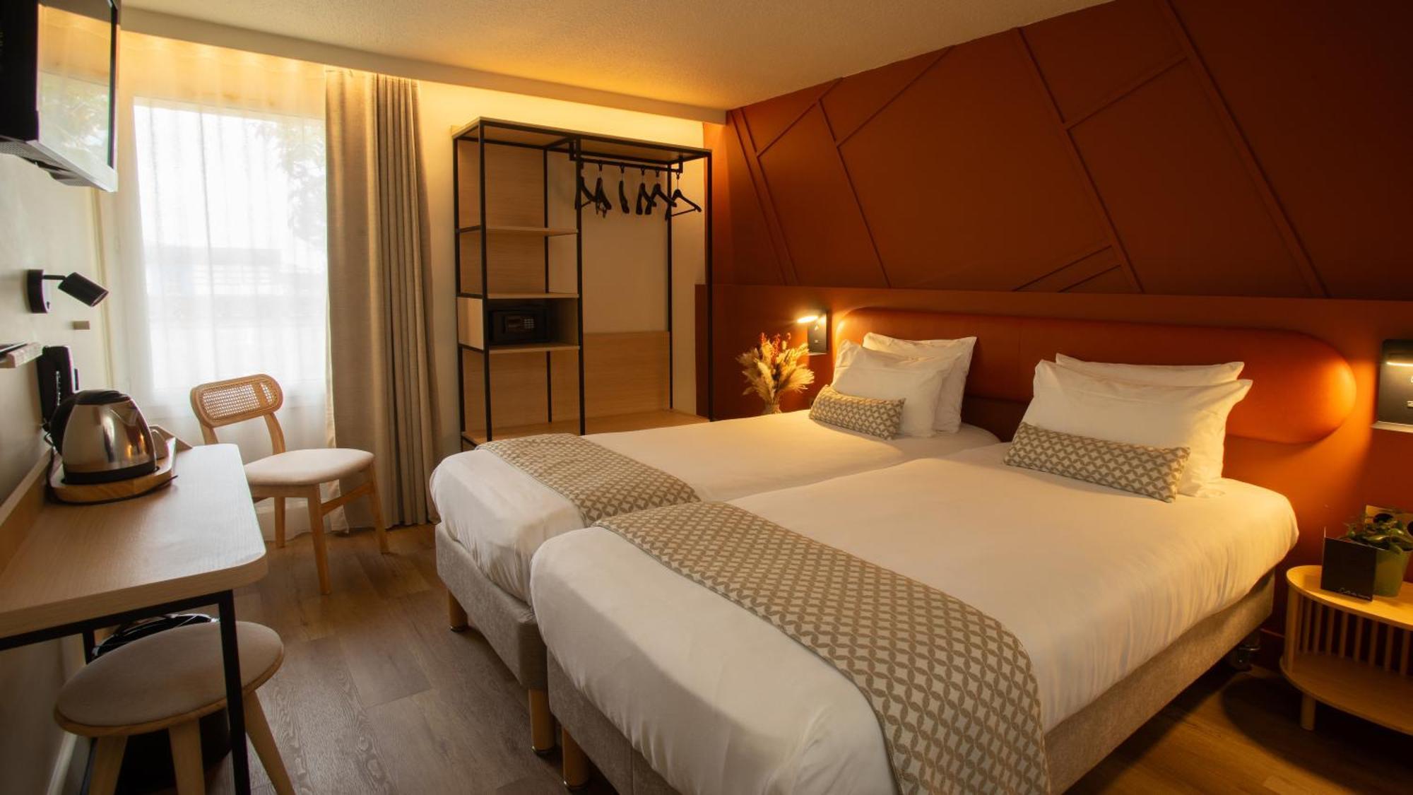 Hotel Nell Saint-Marcel  Bagian luar foto
