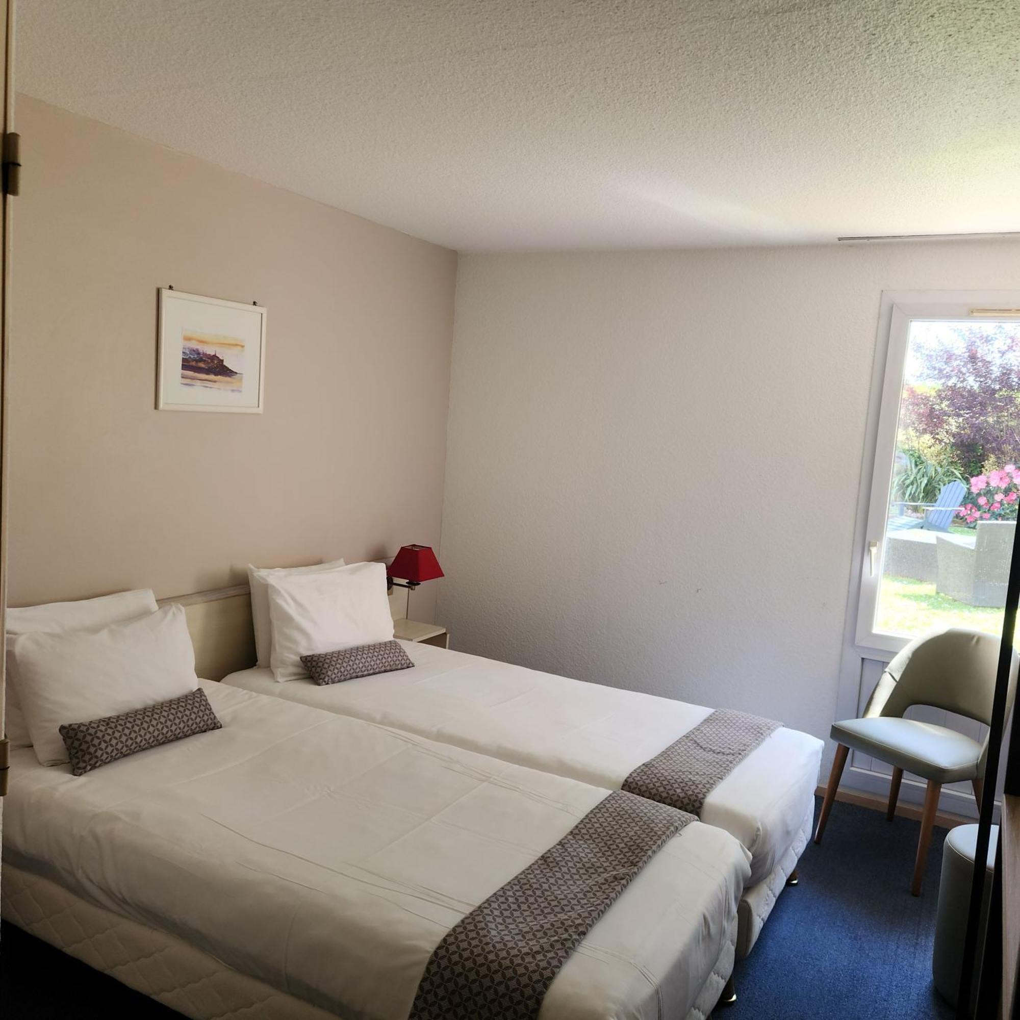 Hotel Nell Saint-Marcel  Bagian luar foto